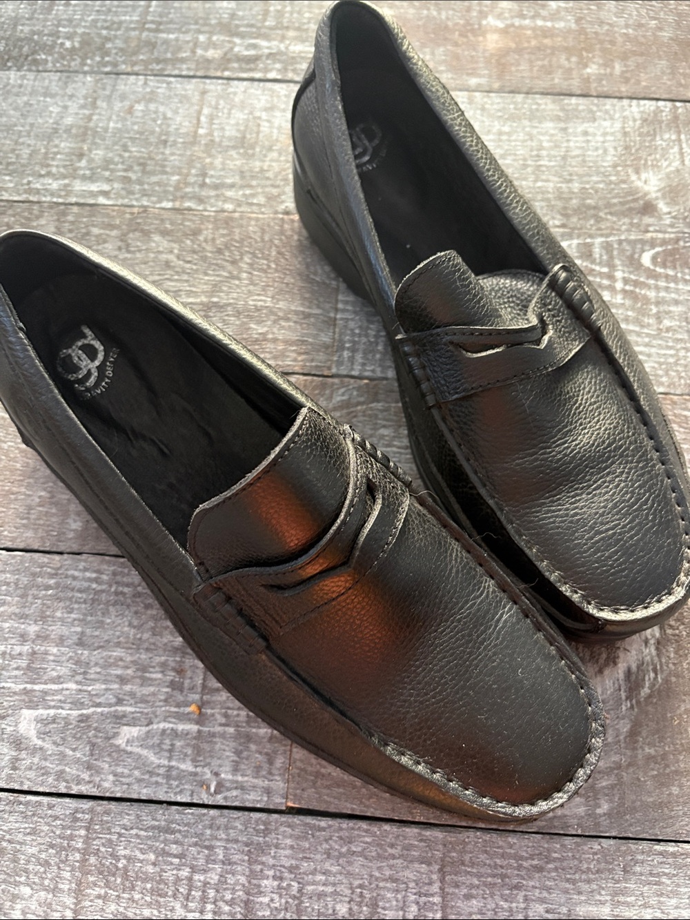 Gravity Defyer Leather Loafer